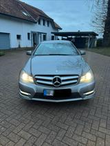 Mercedes-Benz C180 Coupé AMG Line - Mercedes-Benz C 180 aus 2011: AMG