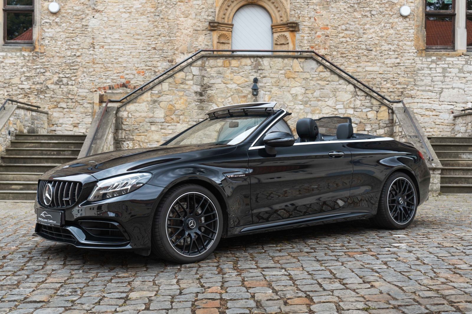 Fahrzeugabbildung Mercedes-Benz C 63 AMG  CABRIO AMG LED BURMESTER NAV KAMERA
