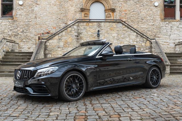 Mercedes-Benz C 63 AMG  CABRIO AMG LED BURMESTER NAV KAMERA