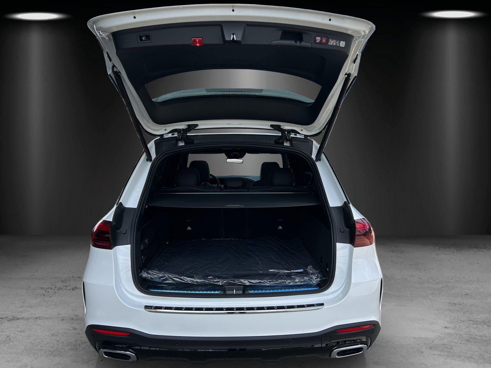 Fahrzeugabbildung Mercedes-Benz GLE 300 d 4M AMG Distr PANO KeyGo AHK 360° BURME