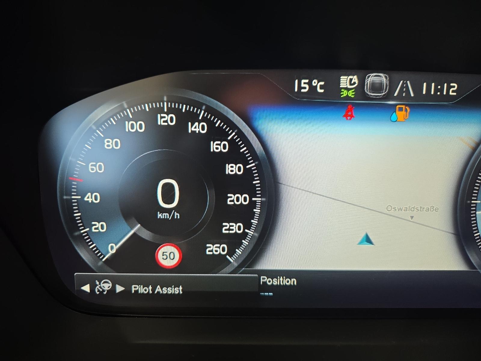 Volvo XC90 D5 Momentum AWD AHK Pano FourC 360° WinterP