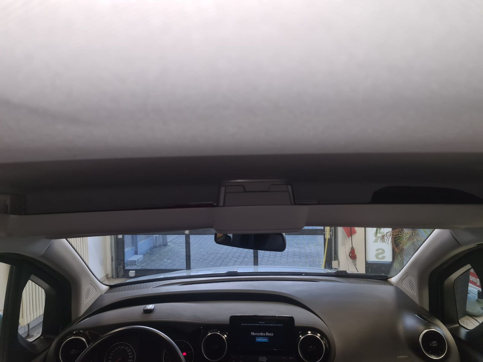 Fahrzeugabbildung Mercedes-Benz T180d / KLIMA / KAMERA