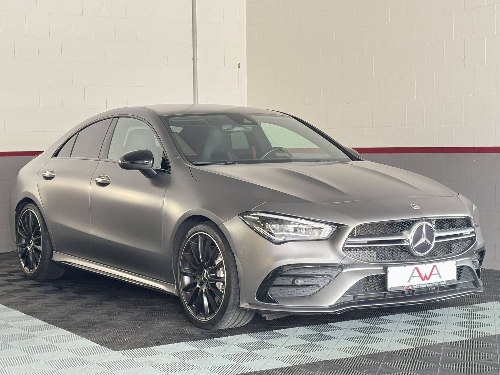 Mercedes-Benz CLA 35 AMG 4Matic Aerodynamic matt Night MBUX foto 3