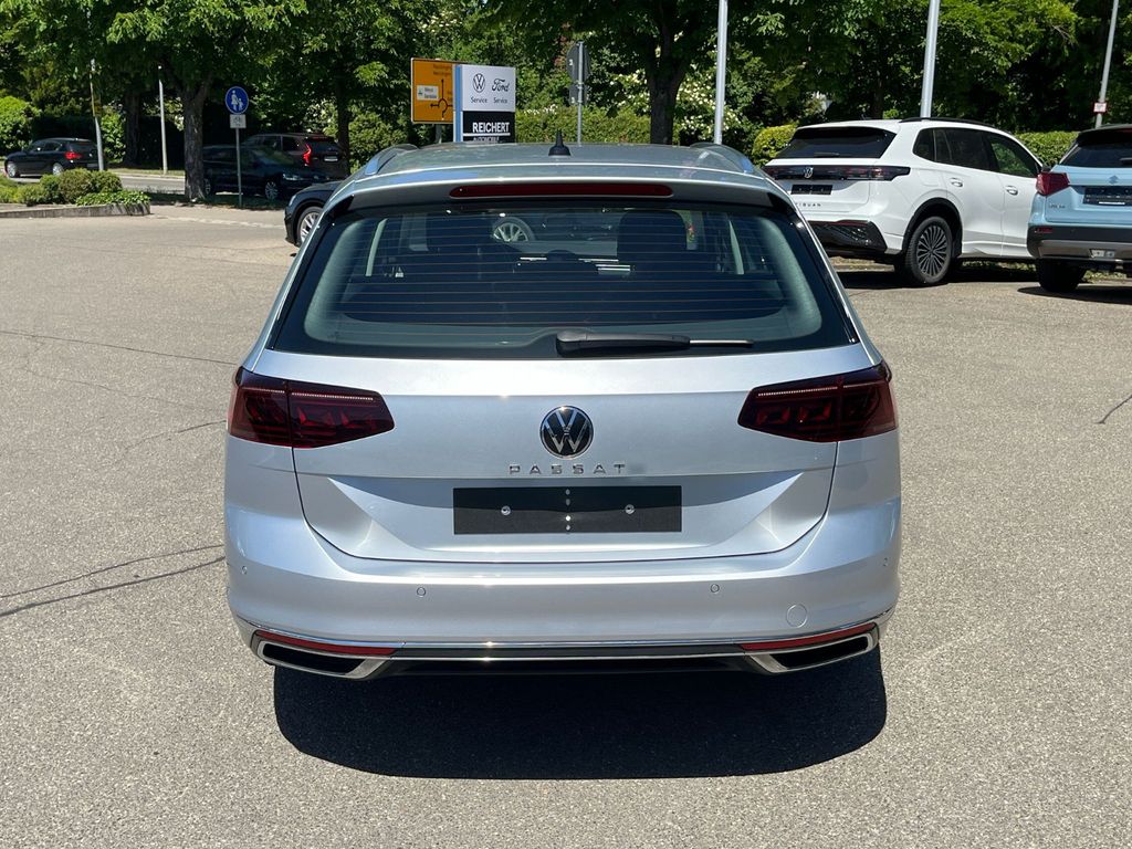 VW Passat Variant Elegance 190PS DSG #MATRIX #PANO VW Passat Variant Elegance 190PS DSG #MATRIX #PANO