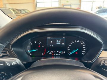 MYAUTOCENTER – Gebraucht- und Jahreswagen mit Werkstattservice in Pfaffenhofen Ford Focus *KEYLESS*TEMPO*SIHZ*LKHZ*NAVI*LED*