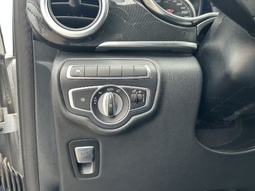Mercedes V 220 - 11