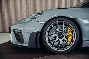 صورة مصغرة 17 لـ 2023 Porsche CAYMAN