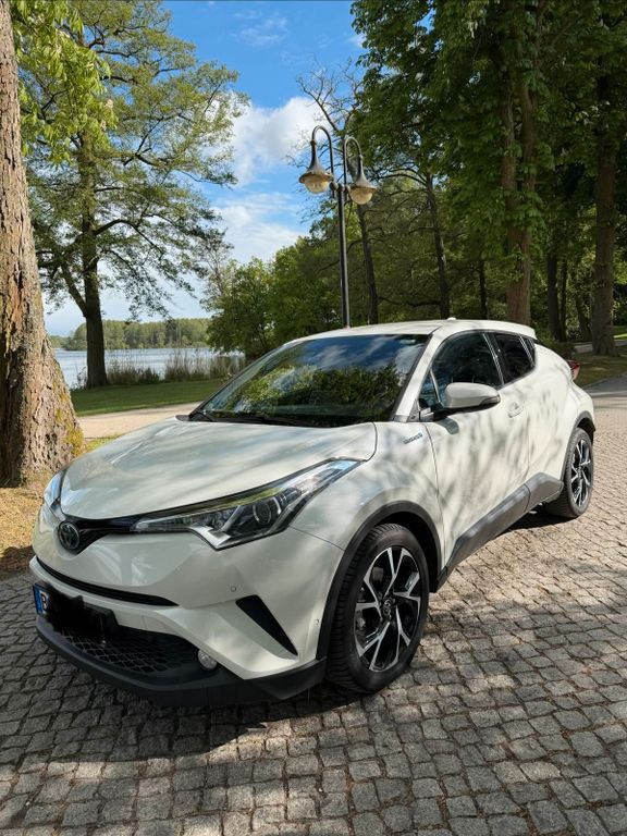 Image of Toyota C-HR