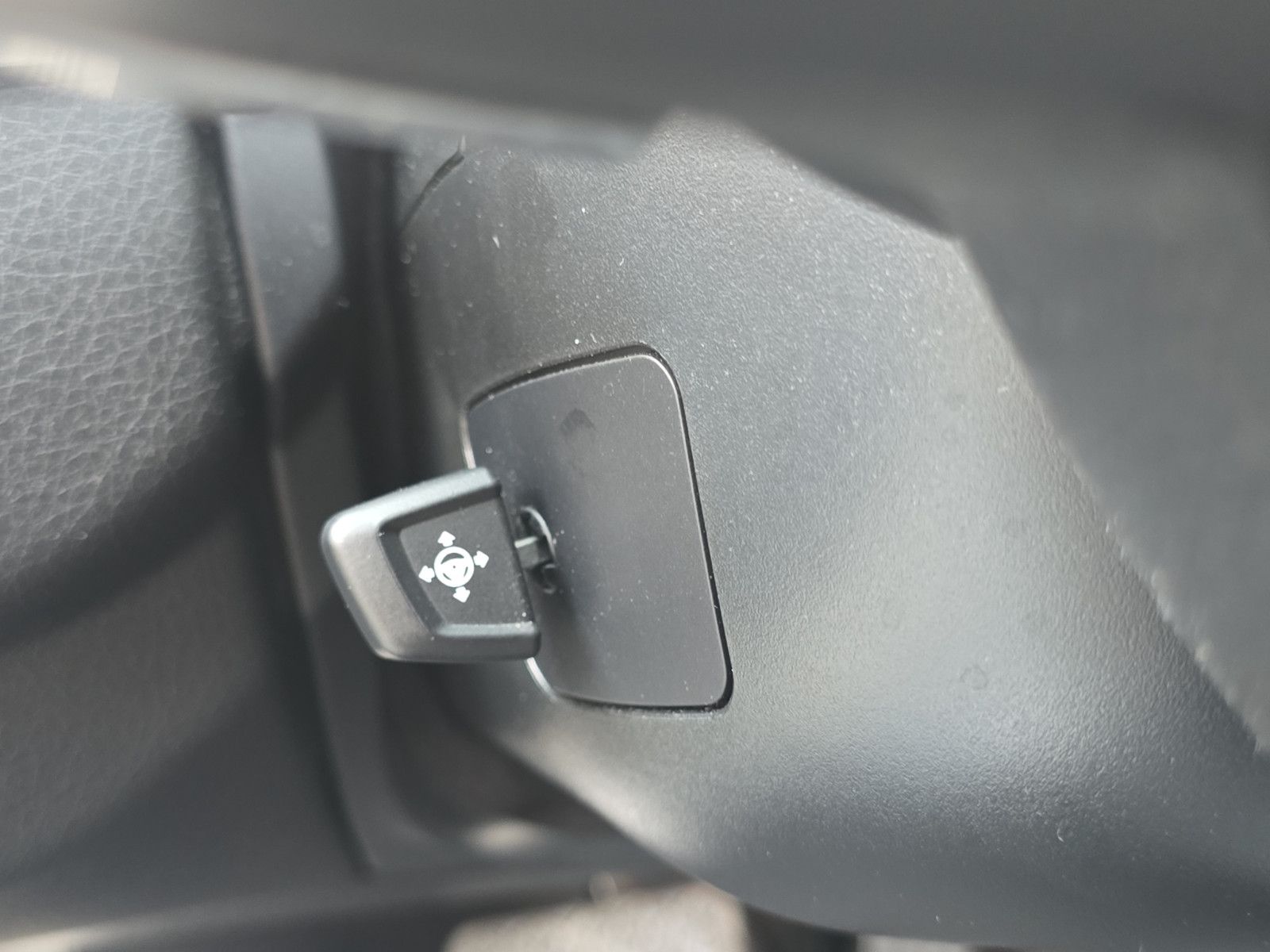 Fahrzeugabbildung BMW 650i Cabrio M-PAKETT,B&O,360,SOFT CLOSE,MASSAGE