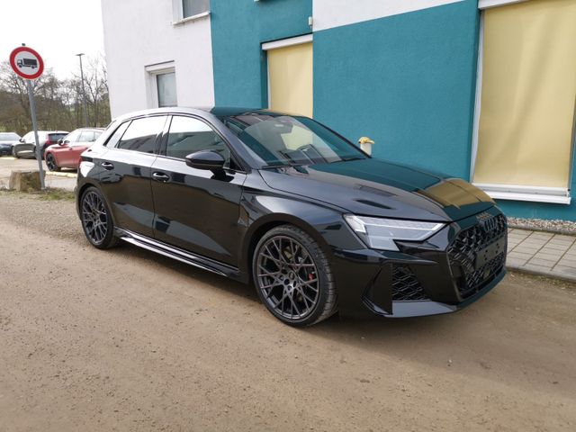 Audi RS3 Sportback*FACELIFT/MY2025*RS-SCHALENSITZE*