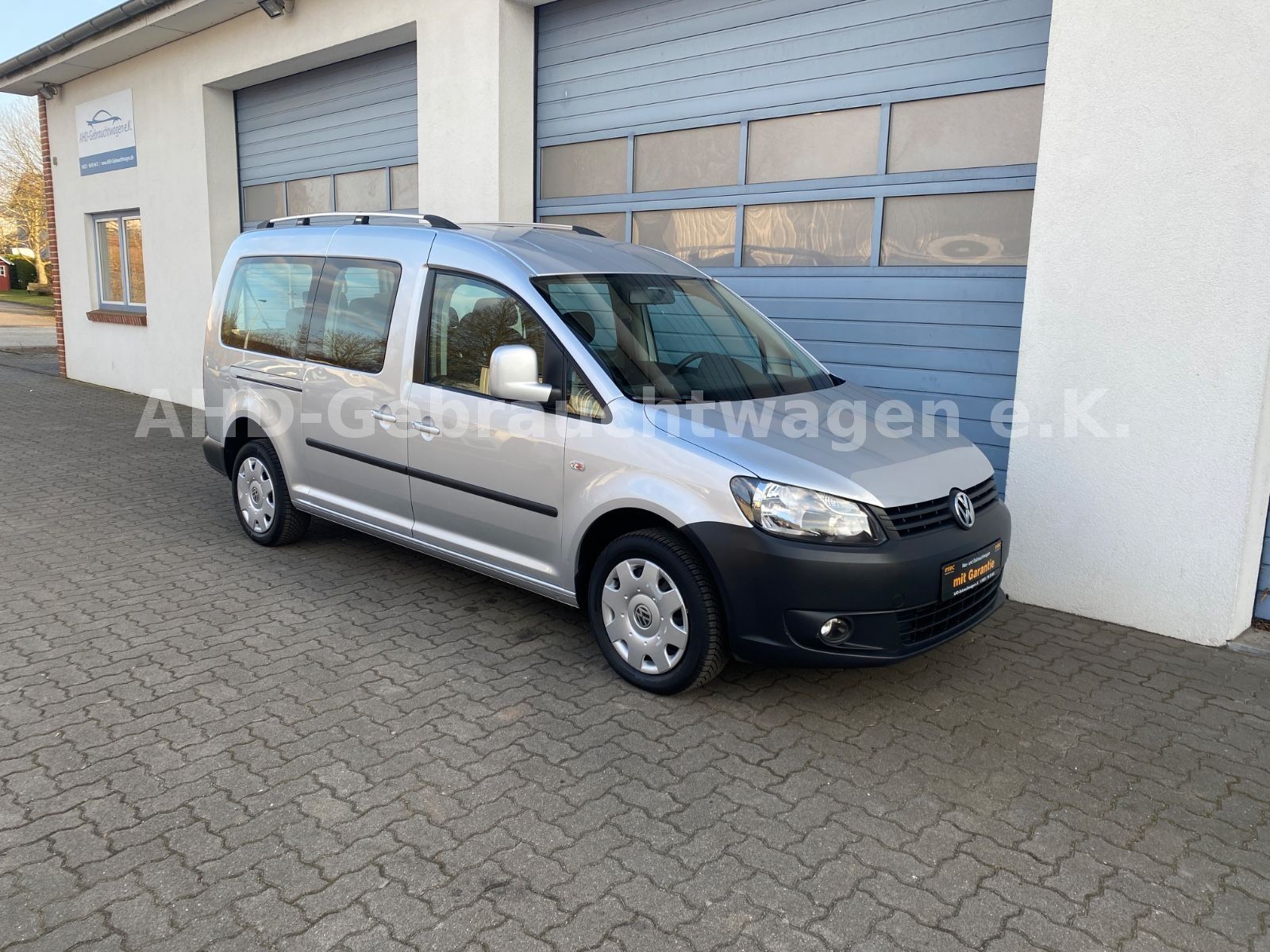 Fahrzeugabbildung Volkswagen Caddy Maxi 2.0 Roncalli 7-Sitzer