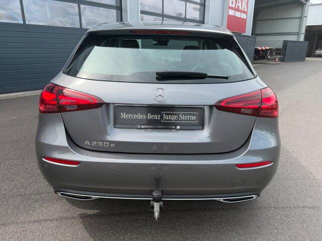 Mercedes-Benz A 250 e Progressive Adv. LED Distronic MBUX 360°