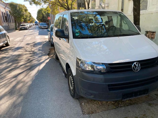 Volkswagen T5 2.0 TDI