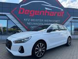 Hyundai i30 1.4 T-GDi Intro LED NAVI KAMERA - Hyundai i30: Weiß