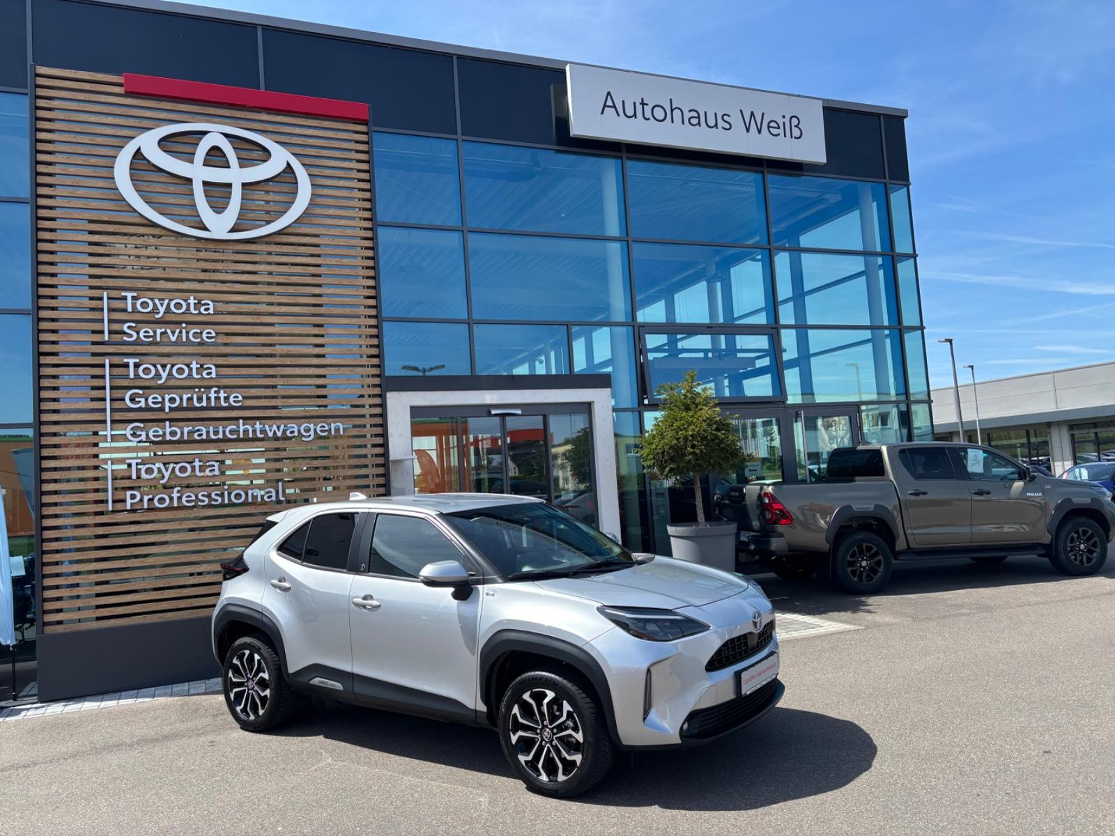 Toyota Yaris Cross 1,5 Hybrid FWD Team Deutschland