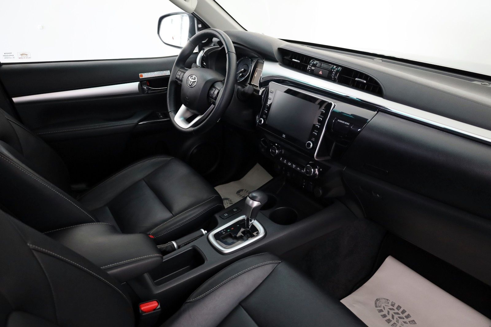Fahrzeugabbildung Toyota Hilux 2.8 D4-D 4x4 AUT.Executive,Navi,LED,Kamera