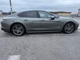 Porsche Panamera 4 E-Hybrid Platinum Edition Platinu... - Porsche Panamera: Platinum Edition