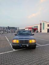 Mercedes-Benz W124 230E Automatik H-Abnahme Klima - gebrauchte Mercedes-Benz 230 aus dem Jahr 1986