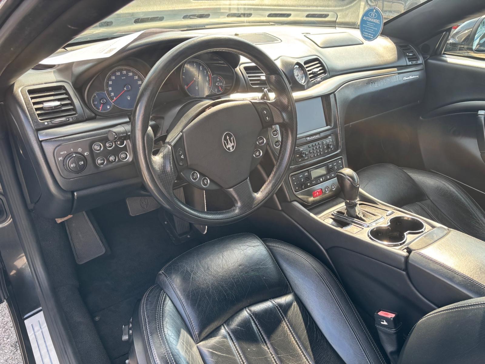 Maserati GranTurismo 4.2 V8 | 405 ch | BVA | Essence | 144 258 km | 21 999 € | 01/2008 | Cuir Poltrona Frau | Sièges chauffants | GPS | Xénon
