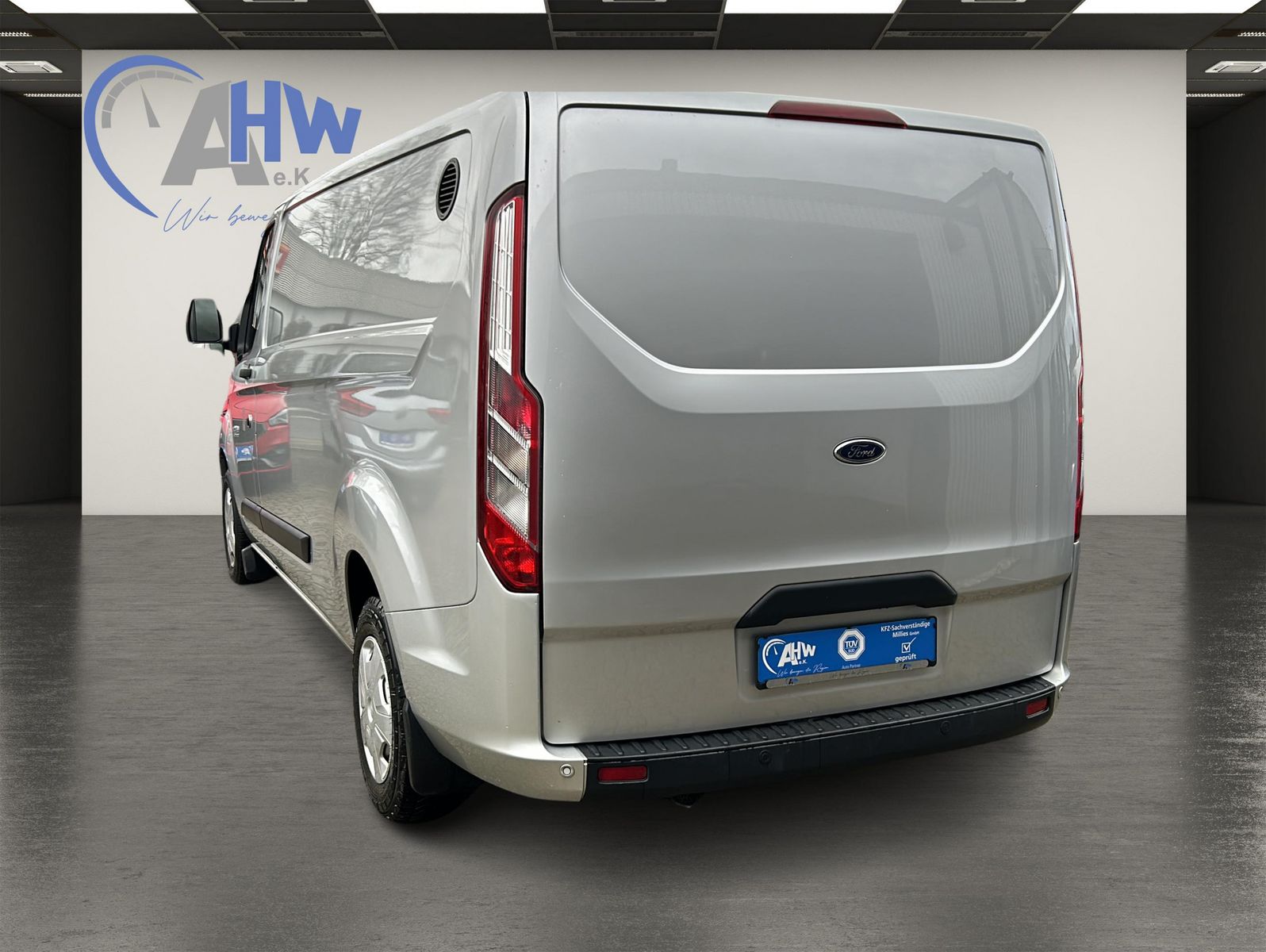 Fahrzeugabbildung Ford Transit Custom 300 L2H1 Trend