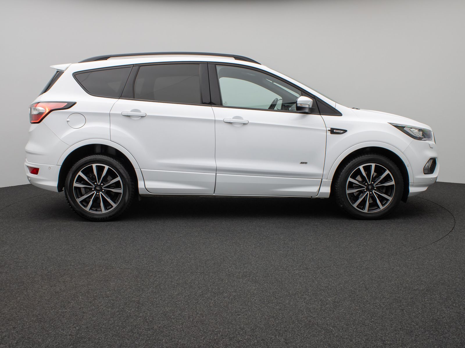 Fahrzeugabbildung Ford Kuga ST-Line Kamera Lenkrhzg Navi AHK Komfort