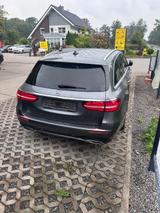 Mercedes-Benz E 350d T AMG Line Autom. AMG Line - : Taxi, Von Privat