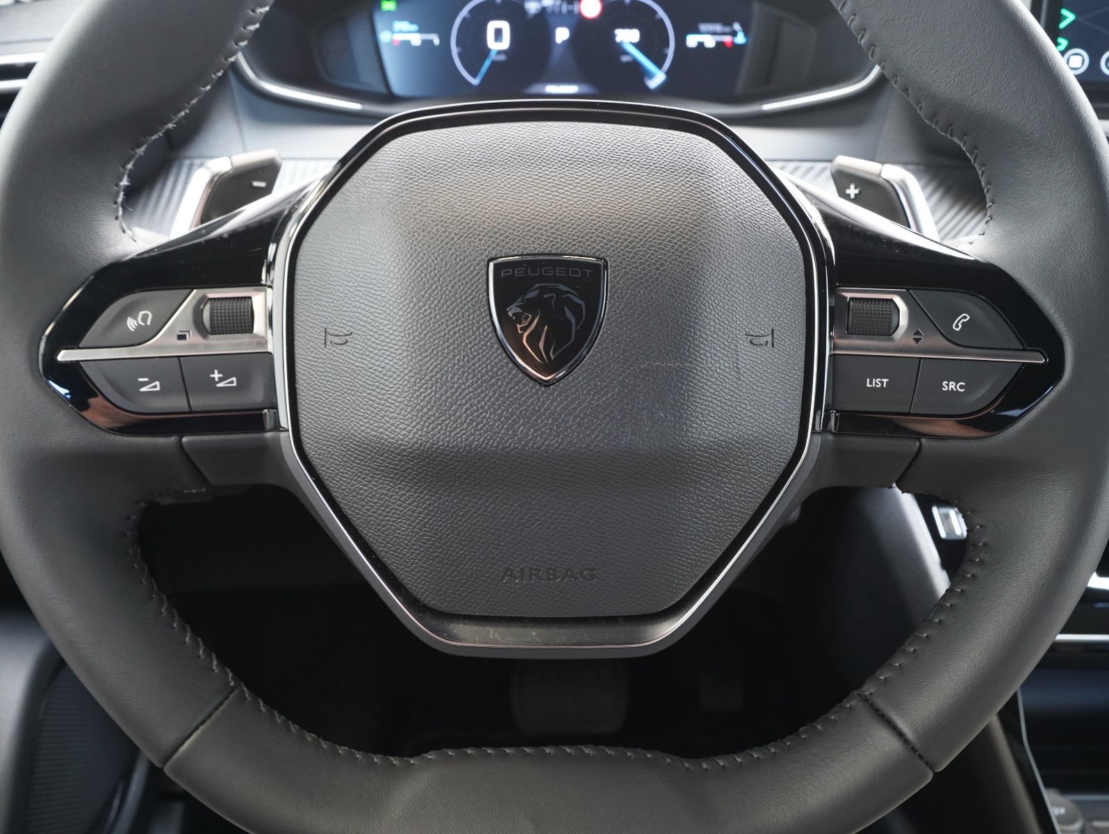Fahrzeugabbildung Peugeot 2008 1.2 PureTech 130 Allure