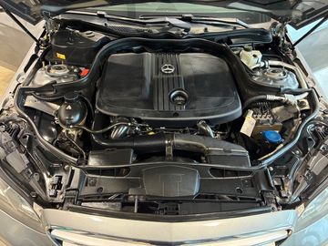 Mercedes E 250 - 11