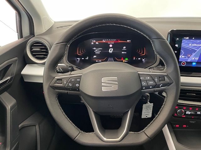 Fahrzeugabbildung SEAT Arona Road Edition Navi LED VerkehrszeichERK Nav