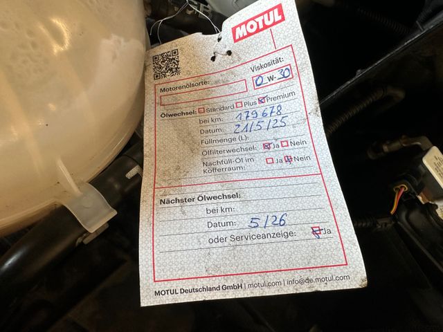 MYAUTOCENTER – Gebraucht- und Jahreswagen mit Werkstattservice in Pfaffenhofen Volkswagen T6.1 Transporter Kasten 4MOTION *1. Hand*AHK*LED