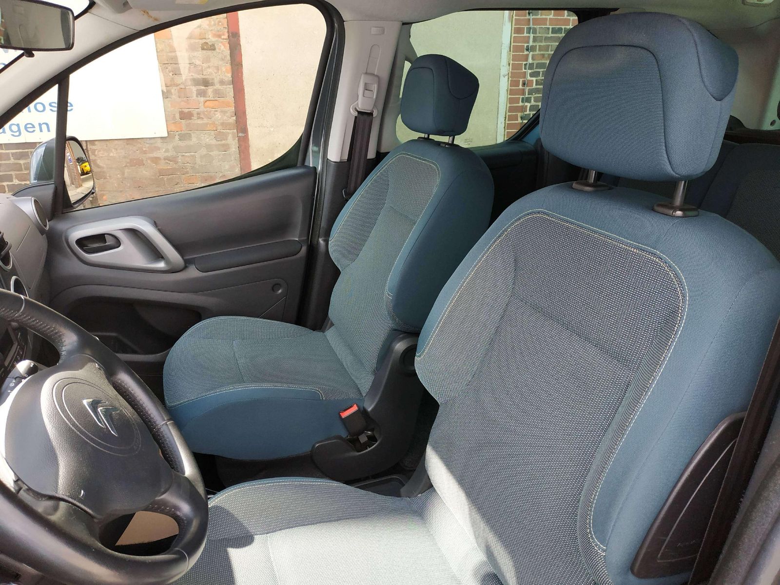 Berlingo 1.2 / TÜV NEU/ Tempomat/ Rückfahrkamera – Bild 11