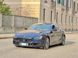 Maserati Ghibli V6 430 CV Q4 Granlusso - Maserati Ghibli GRANLUSSO mit Benzin-Antrieb