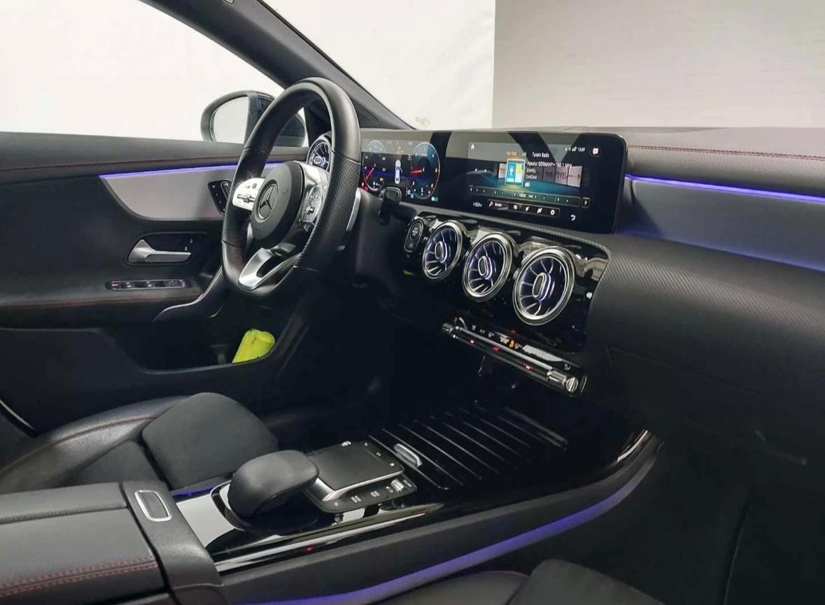 Mercedes-Benz CLA 220d AMG NIGHT*PANO*LED*AMBIENTE*360°Kamera