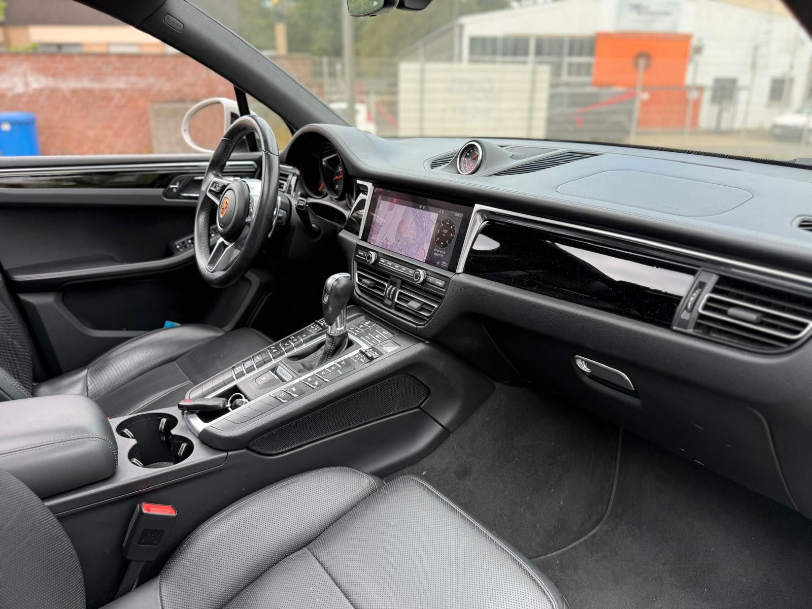 Porsche Macan KAMERA KEYLESS BOSE  PANORAMADACH foto 7