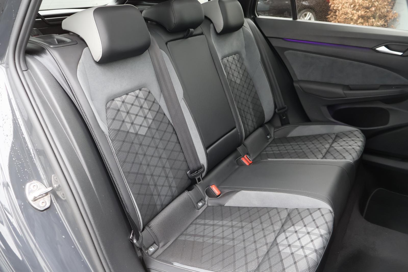 Volkswagen Golf R-Line 2.0 TSI Pano ACC AHK RFK S-Sitze Nav, миниатюра 19