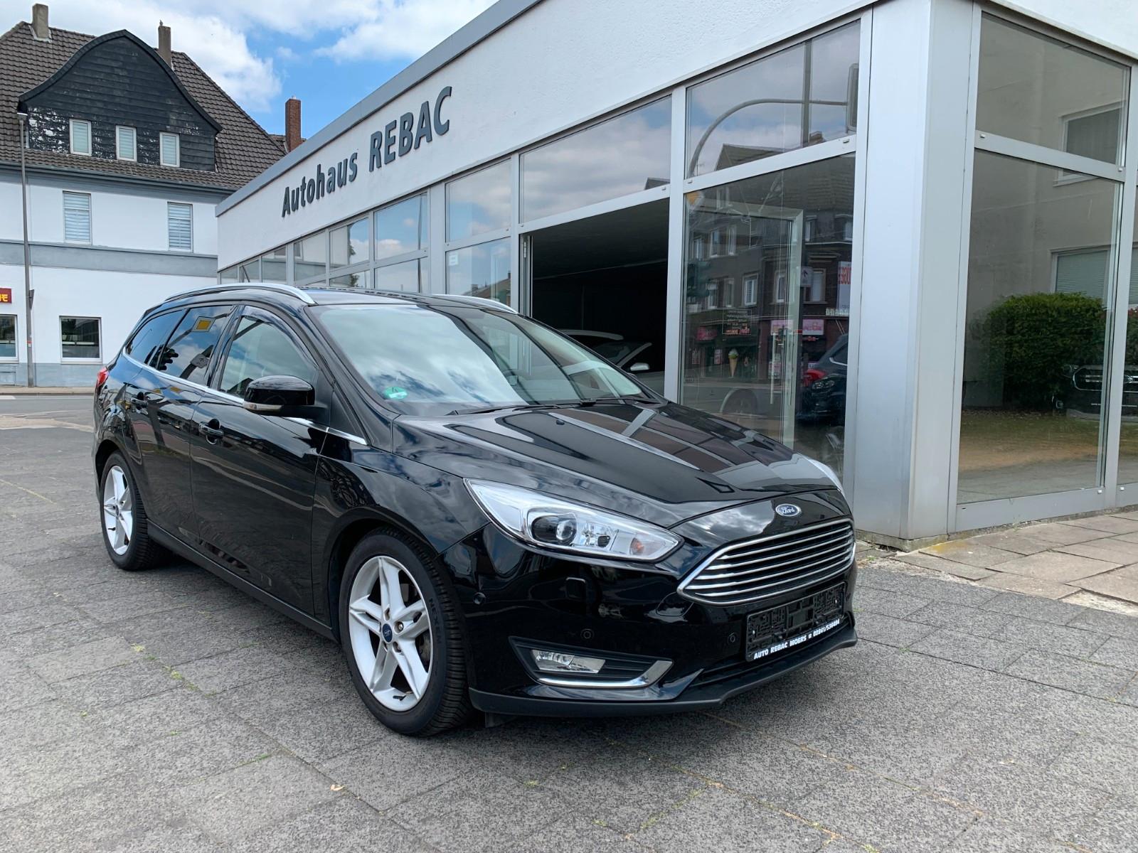 Ford Focus Turnier Titanium  AUTOMATIC