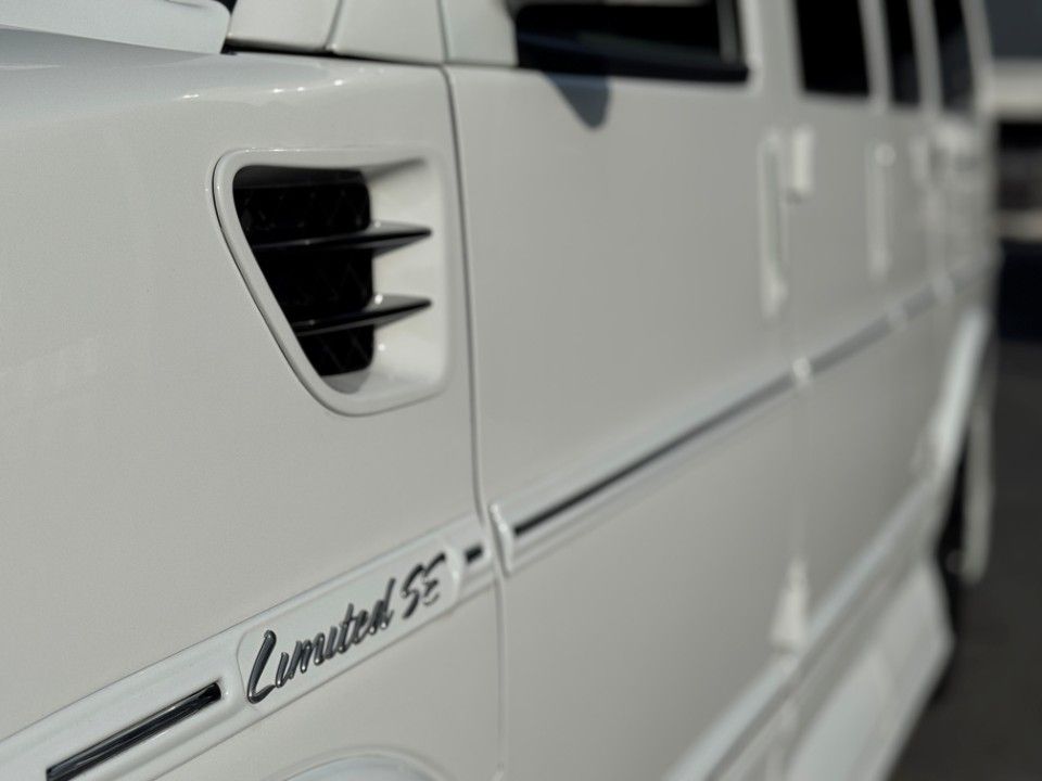 Fahrzeugabbildung Chevrolet Express Chevy Van 5.3 Explorer Ltd X-SE Allrad