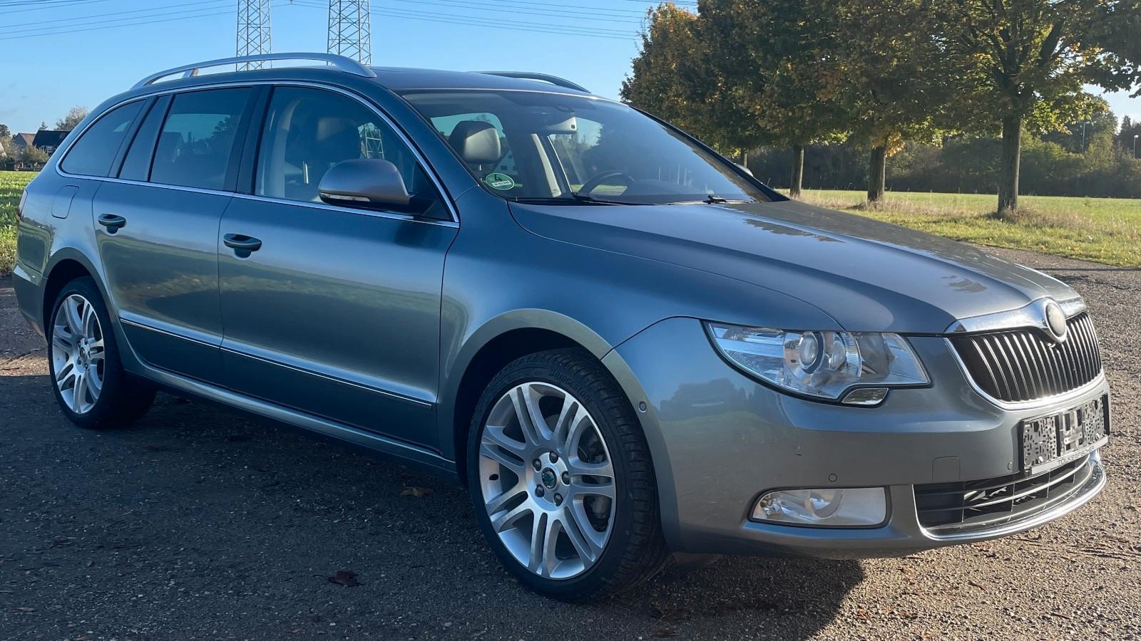 Skoda Superb 2011 — photo 6