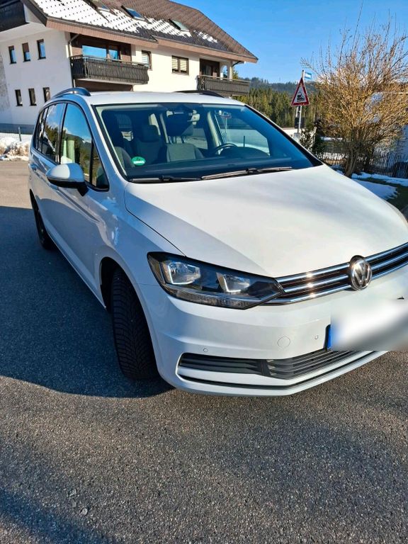 Image of Volkswagen Touran