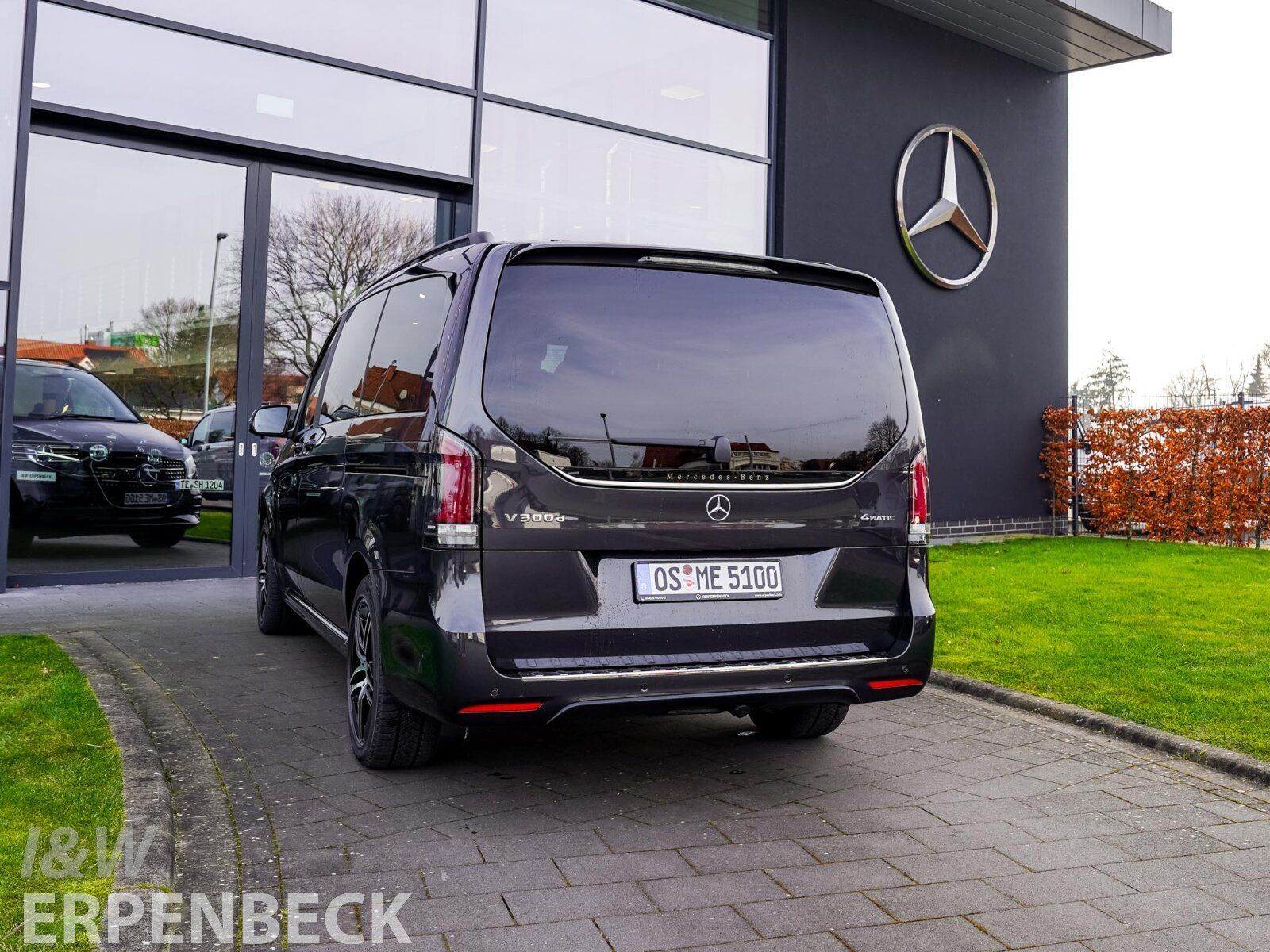 Fahrzeugabbildung Mercedes-Benz V 300 d 4MATIC Style lang AHK AMG Distronic AR