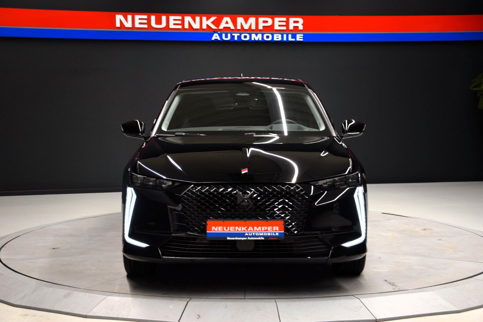 Fahrzeugabbildung DS Automobiles DS4 Performance Line Pure Tech 130 HuD Memory