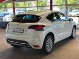 Citroën DS4 SoChic - Citroën DS4 SoChic mit Benzin-Antrieb