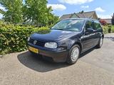 Volkswagen Golf 1.6 Highline AIRCO/AUTOMAAT BJ 2000
