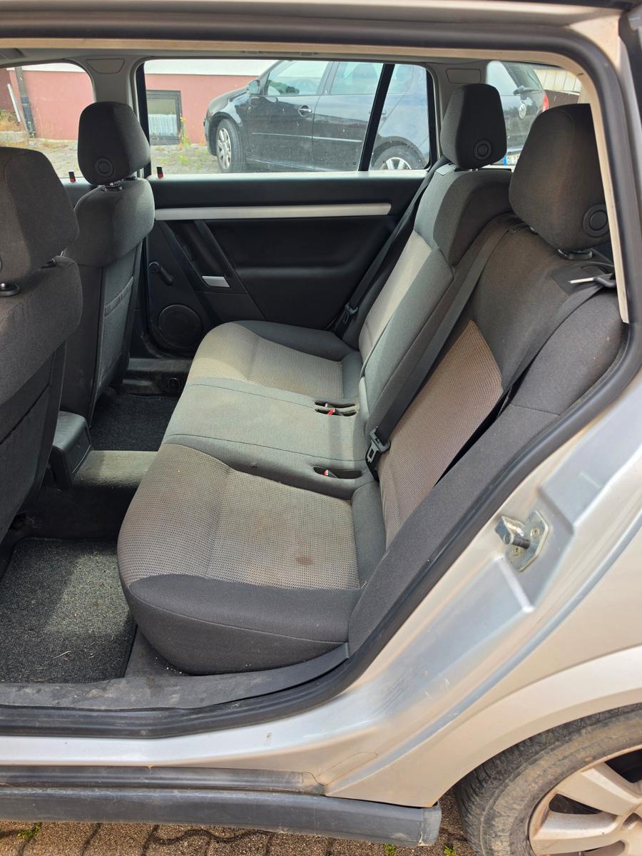 Opel Vectra 2005 — photo 7