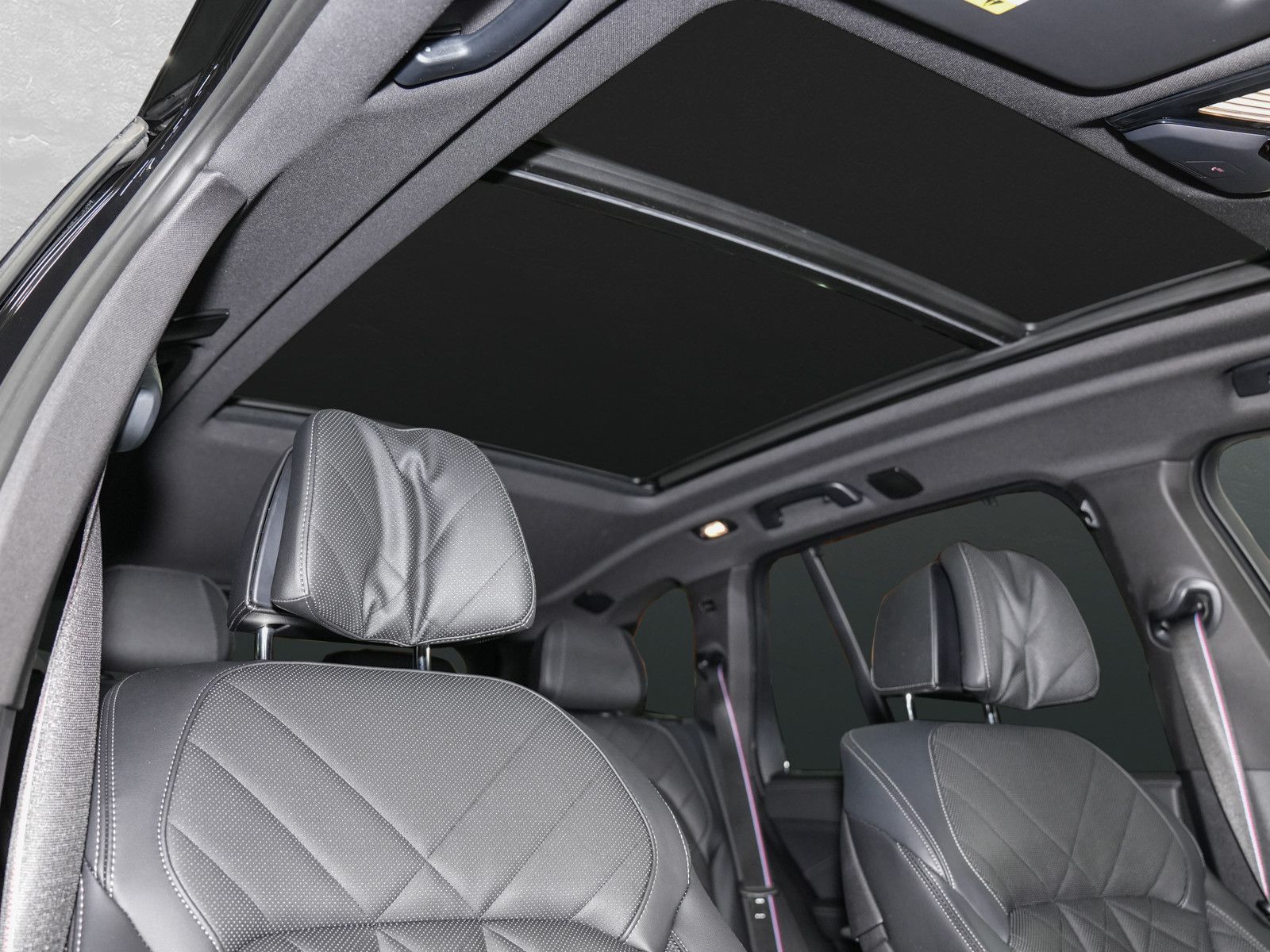 Fahrzeugabbildung BMW X5 M60i - M-SportPro|Sitzklima+Massage|IAL|21"