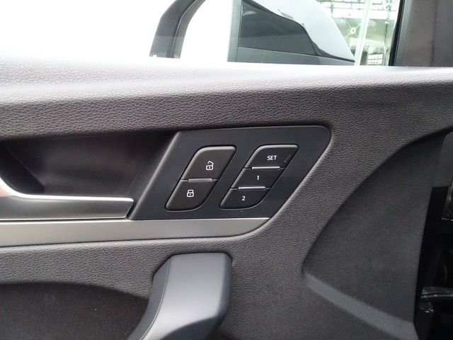 Q5 40 TDI S Line quattro - Matrix / AHZV