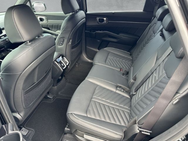 Fahrzeugabbildung Kia Sorento PLATINUM 4WD 2.2 CRDi *PREMIUM-PAKET*PAN