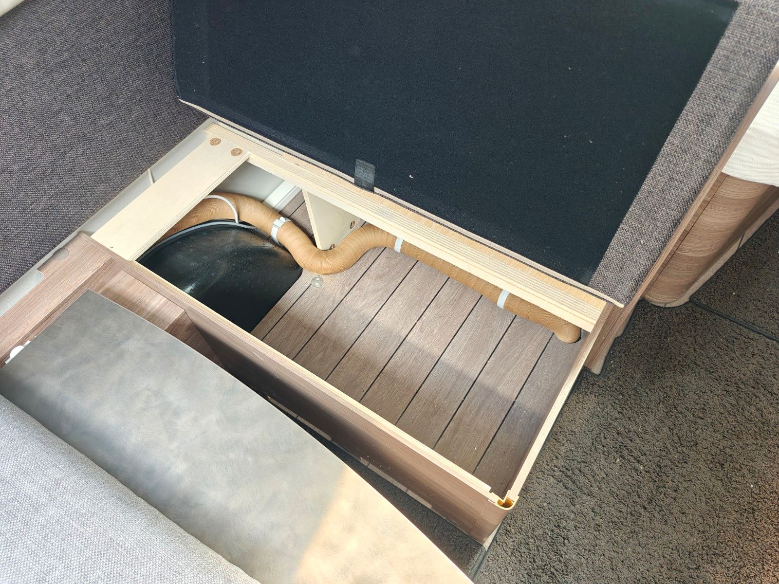 Fahrzeugabbildung Knaus Sport 540 FDK Silver Selection - Mover teilautom