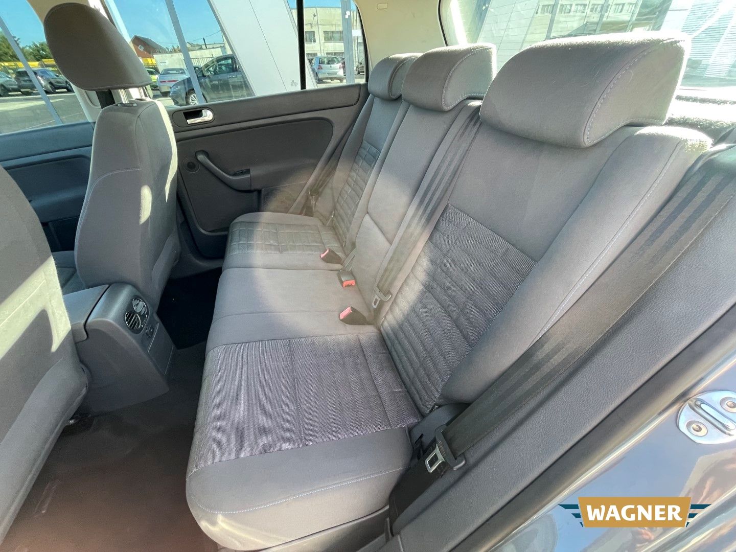 Fahrzeugabbildung Volkswagen Golf Plus V Tour Tempomat Klimaautomatik