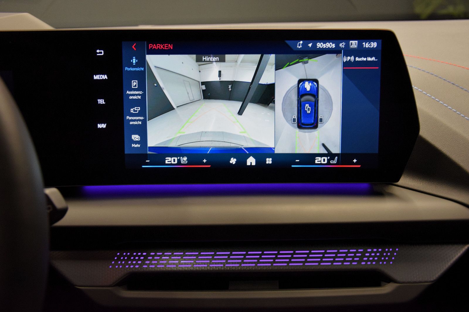 Fahrzeugabbildung BMW M135i xDrive Panorama HeadUp h/k Memory ACC